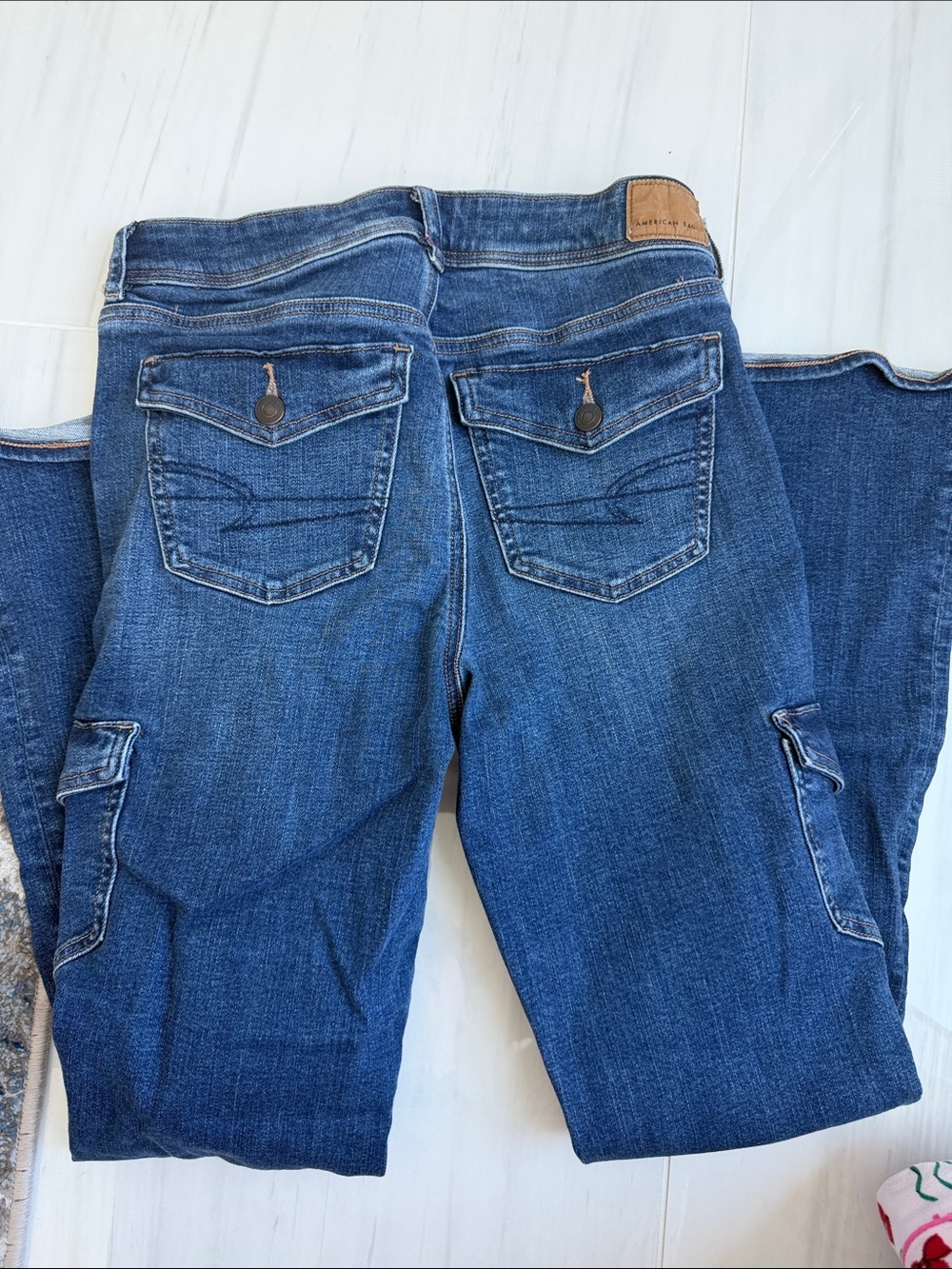American Eagle Outfitters Women's Dark Blue Cargo Flare Jeans - Picture 3 of 3